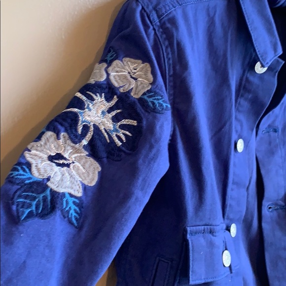 NWT XXS Blue Jacket with Flower Embellishments - Picture 4 of 8